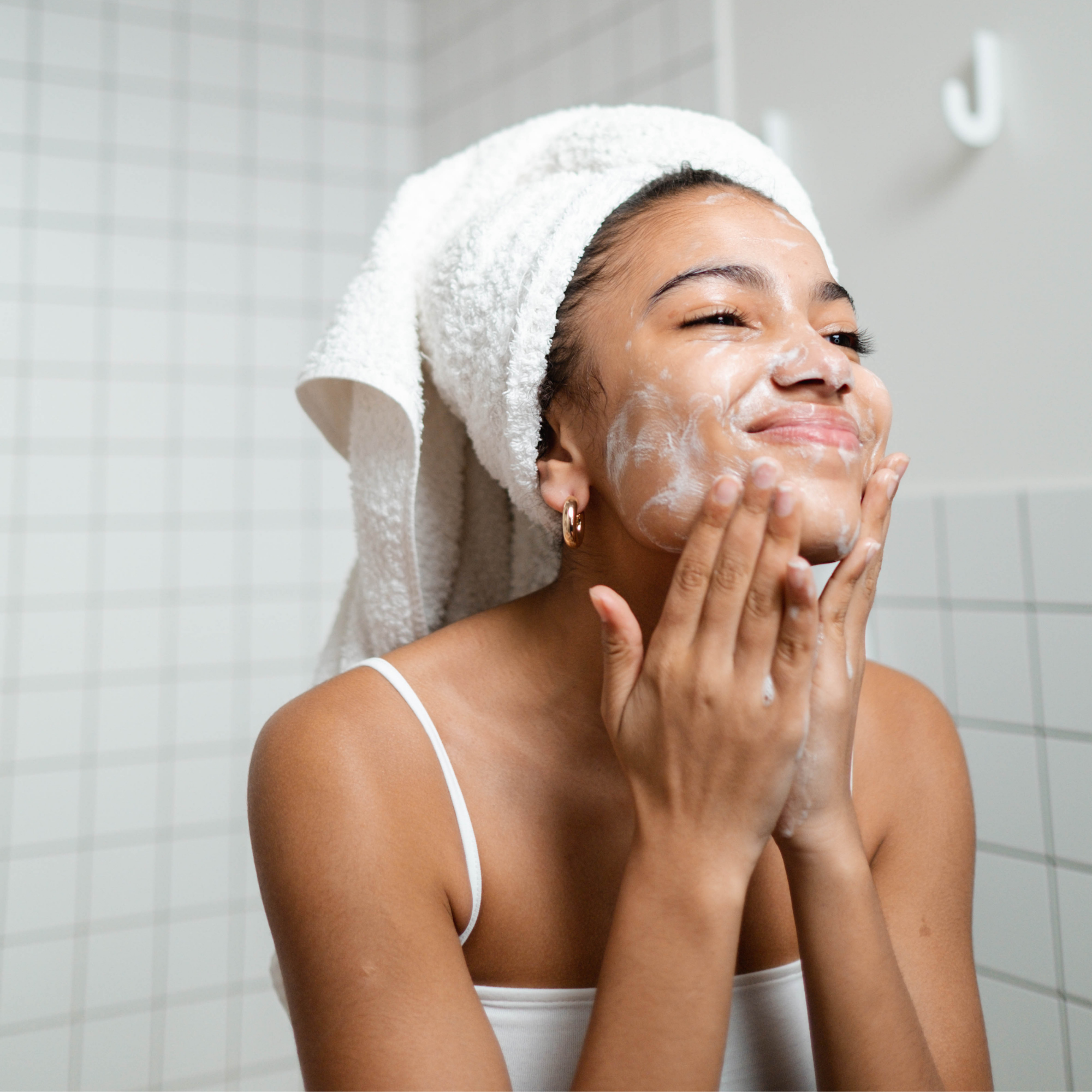facial wash for dry face - urban veda