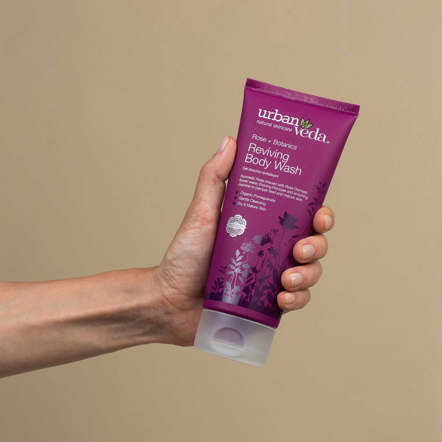 best body wash for dry skin - urban veda
