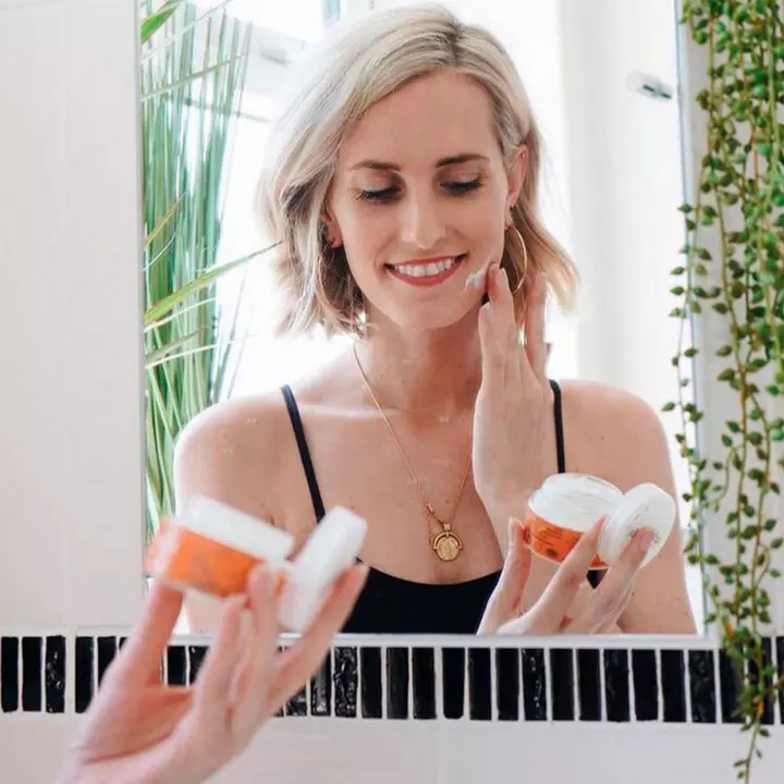 dry skin moisturiser - urban veda