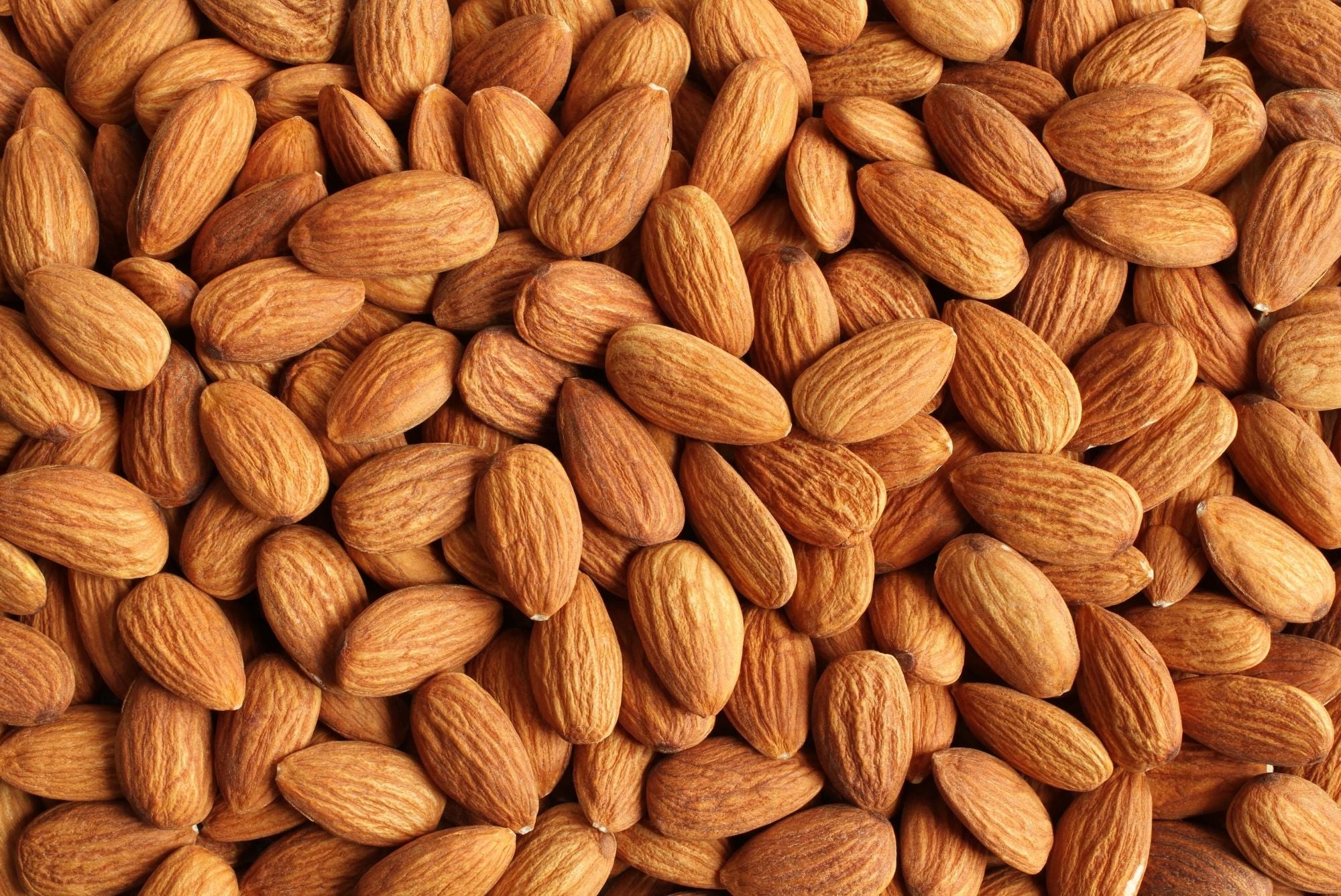 what are the benefits of sweet almond oil