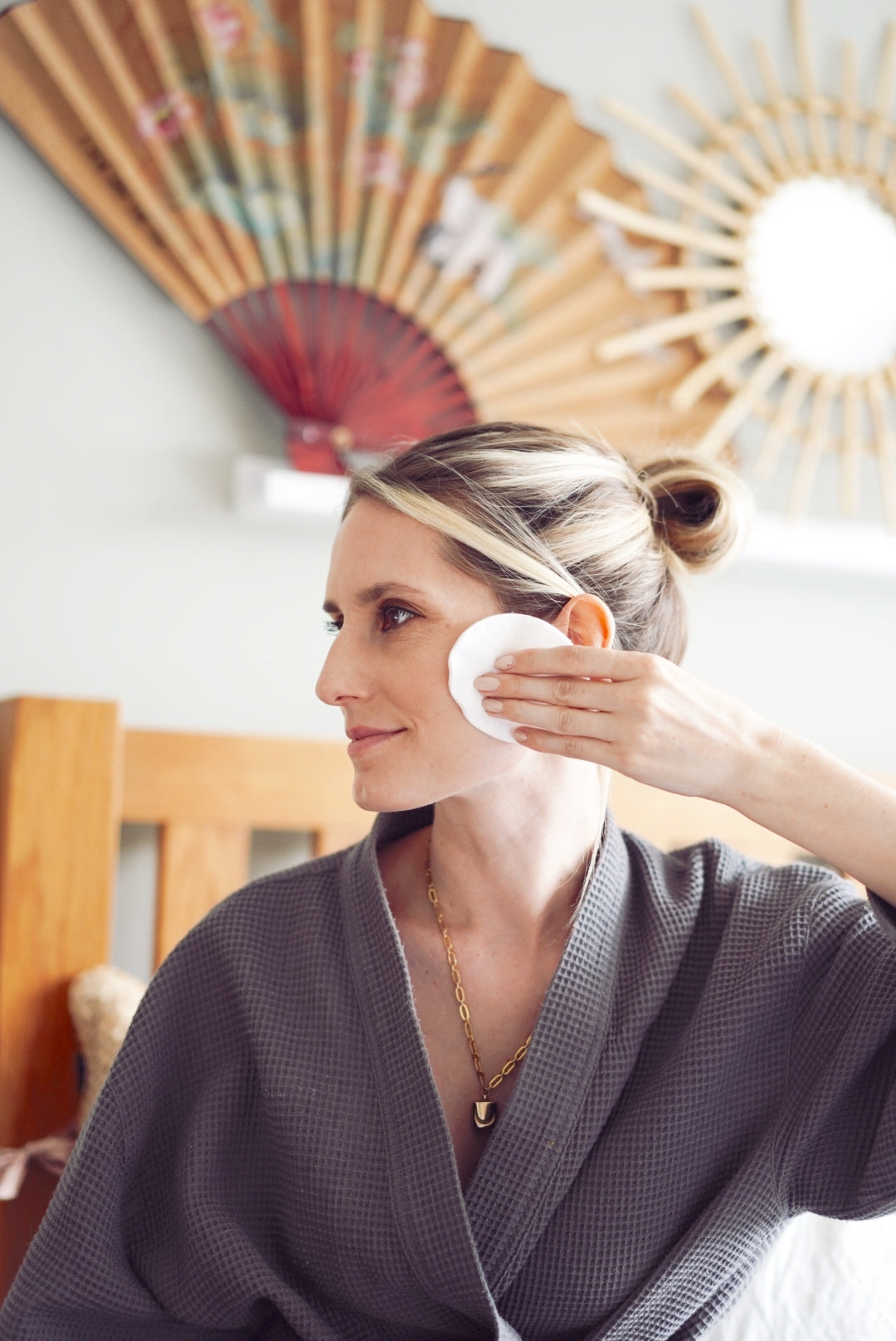 The Ayurvedic Guide to Choosing the  Right Toner for Clearer Skin