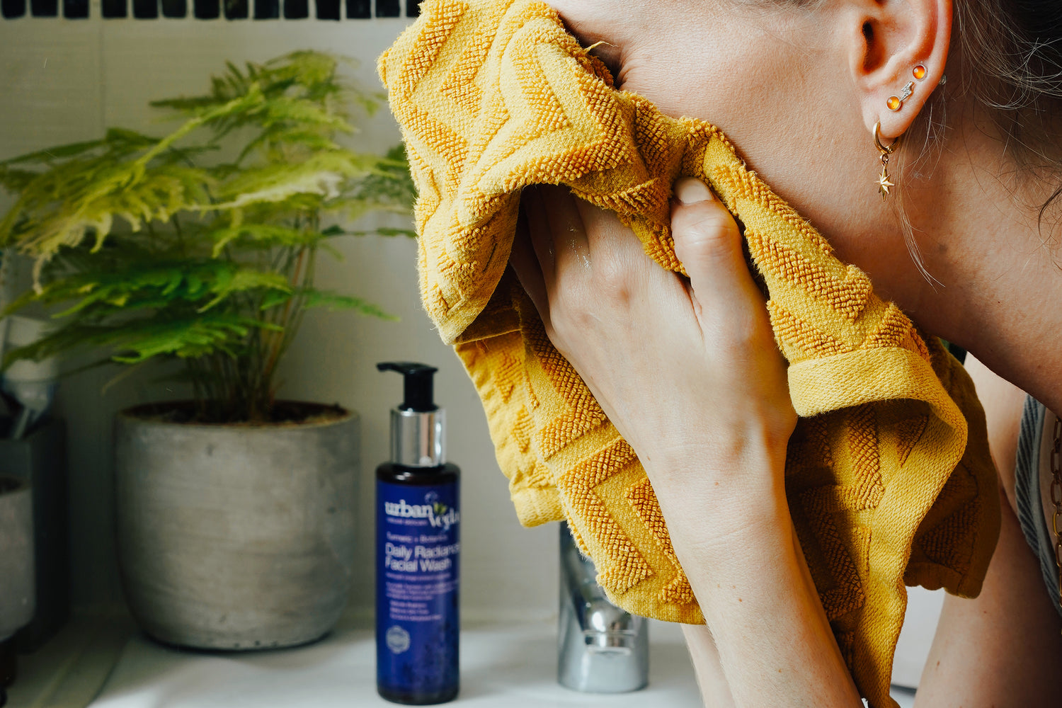 best facial washes for acne prone skin - urban veda